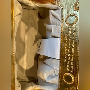 100% Authentic Themoire Tia Pinatex Fabric Clutch/Crossbody